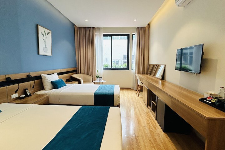 Room 30 of 83