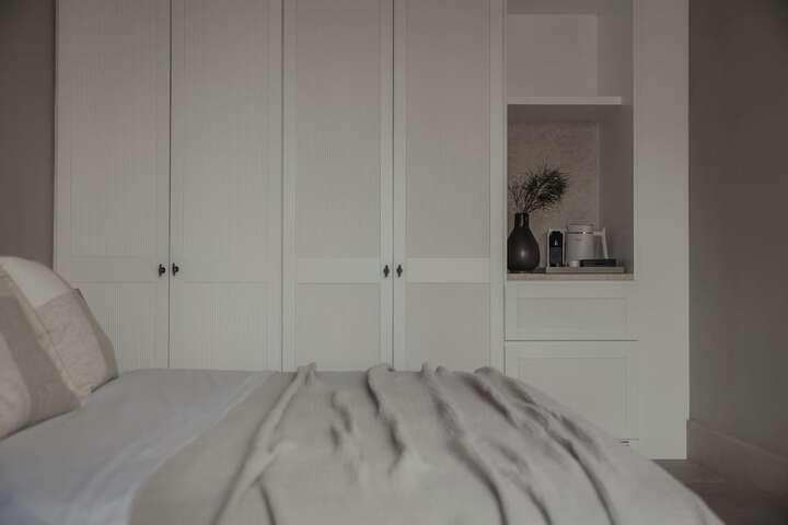 Room 26 of 85