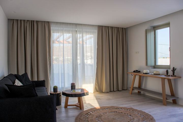 Room 25 of 54