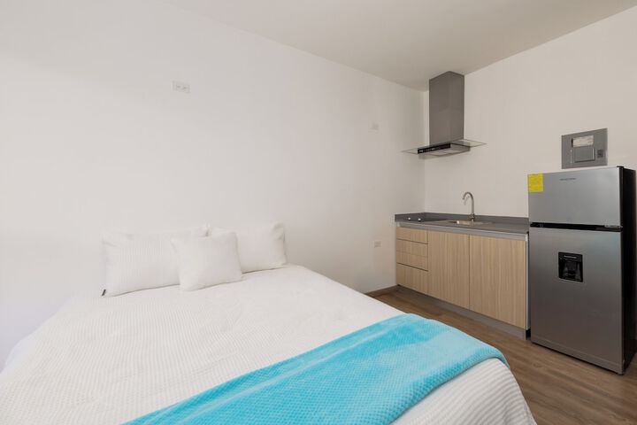 Room 3 of 27
