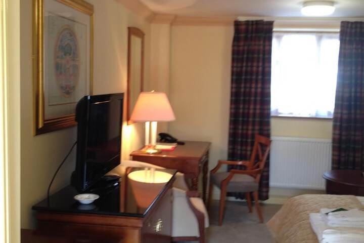 Room 11 of 53