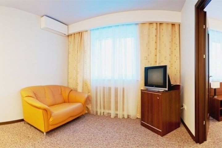 Room 2 of 50