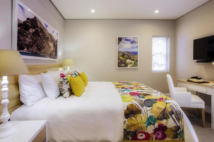 Room 10 of 64