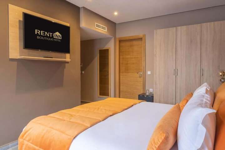 Room 9 of 36