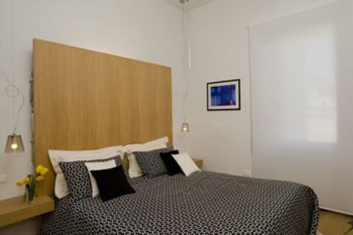 Room 17 of 66
