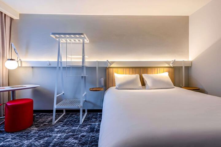 ibis La Rochelle Centre Historique Hotel in La Rochelle