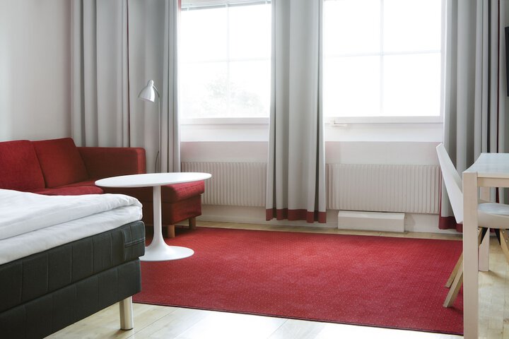 Room 15 of 29