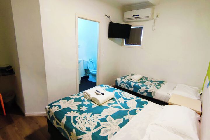 Room 26 of 73