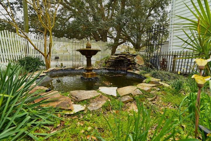 Property Grounds 51 of 64