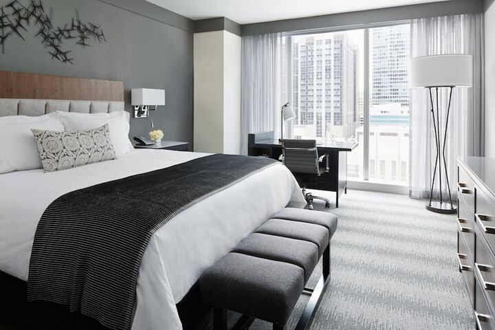 Superior King Bed (12 of 24)