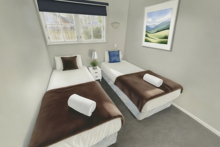 Room 18 of 65