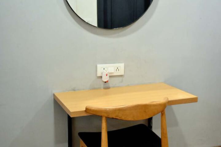 Room 43 of 70