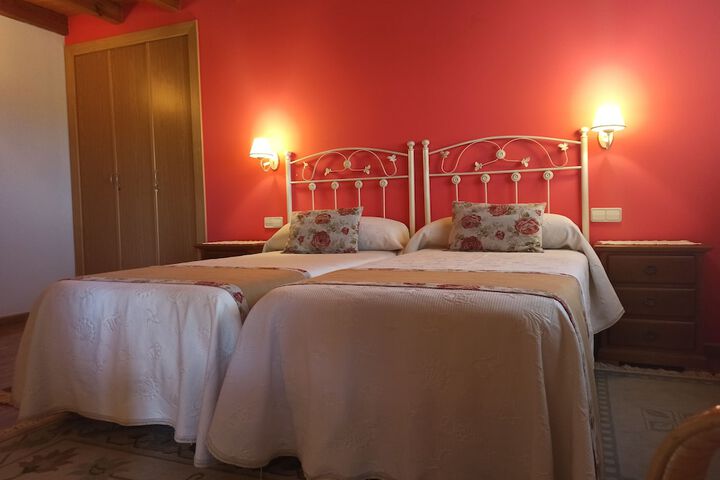 Room 2 of 31
