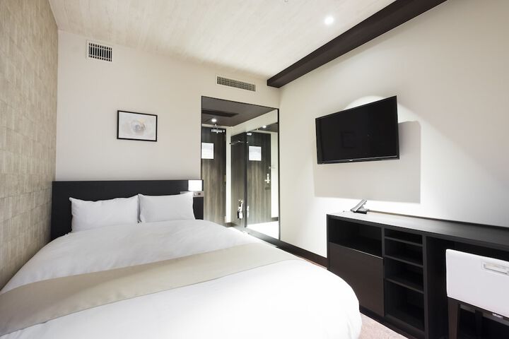 Room 20 of 47