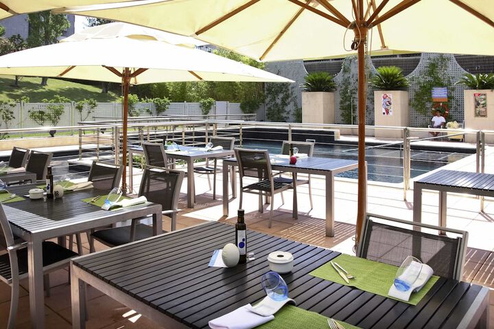Pool Hotel
