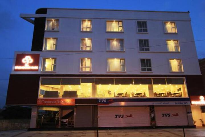 THE SPLENDOUR PARK HOTEL