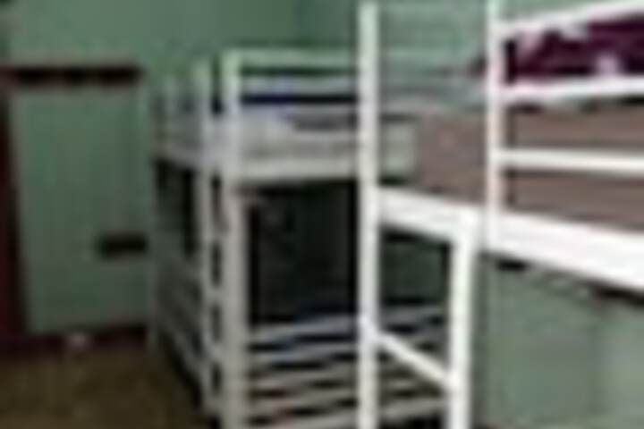Room 20 of 135