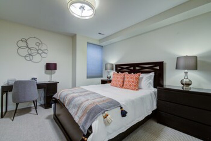 Room 74 of 98