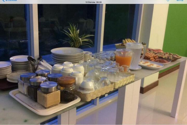 Dining 47 of 72