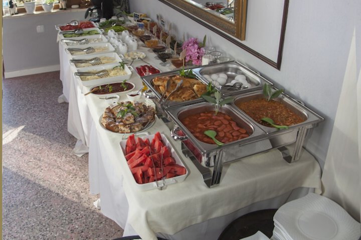 Dining 36 of 55