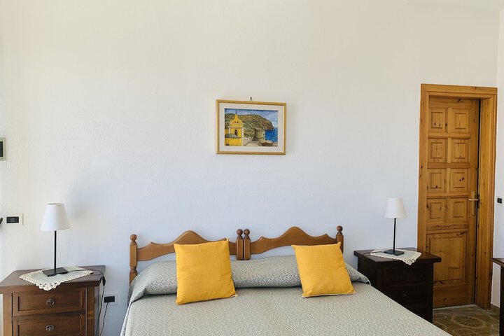 Room 16 of 72