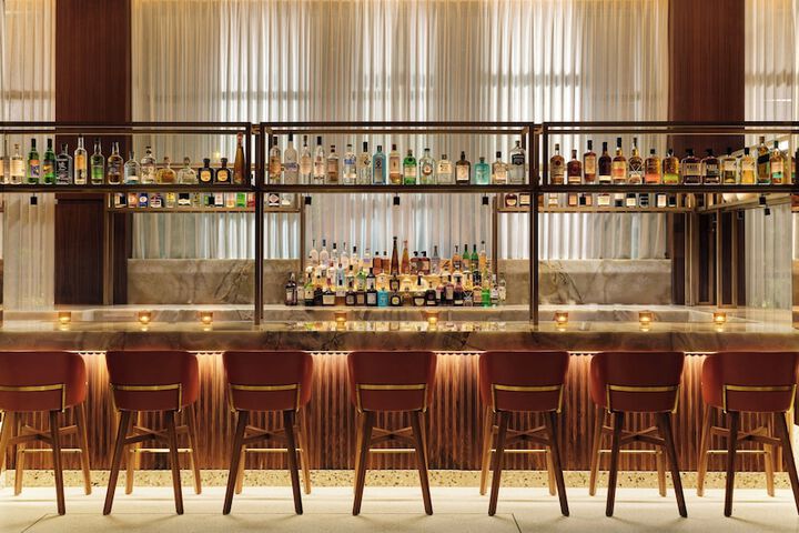 Lobby lounge