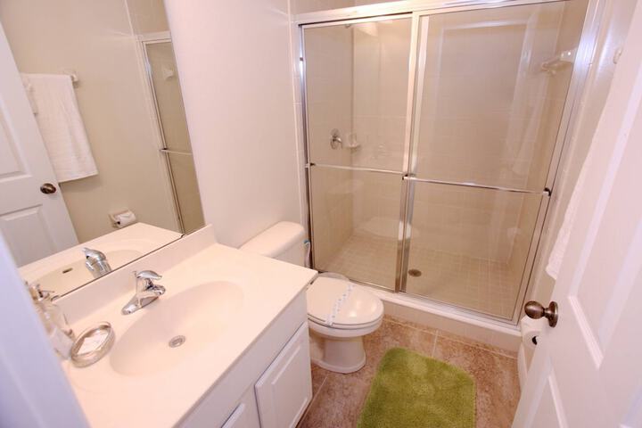 Room 32 of 139