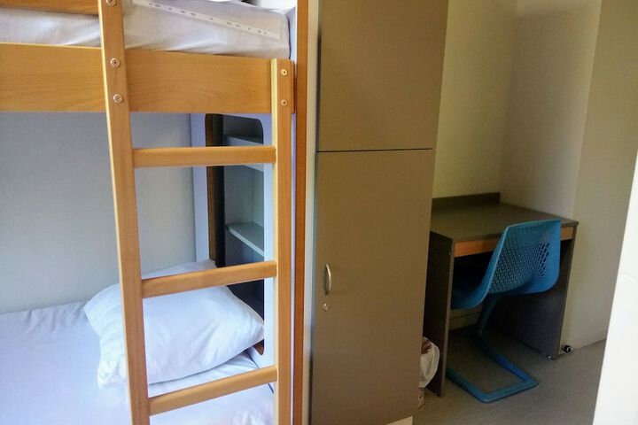 Room 13 of 48