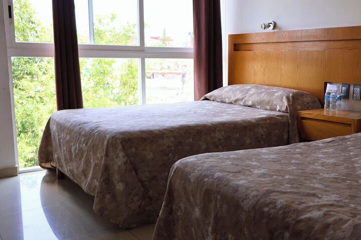 Room 12 of 42