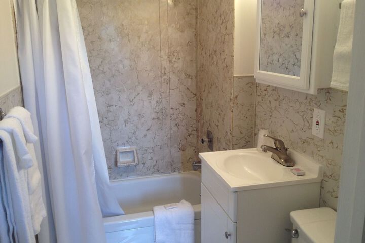 Standard Double Bed (5 of 36)
