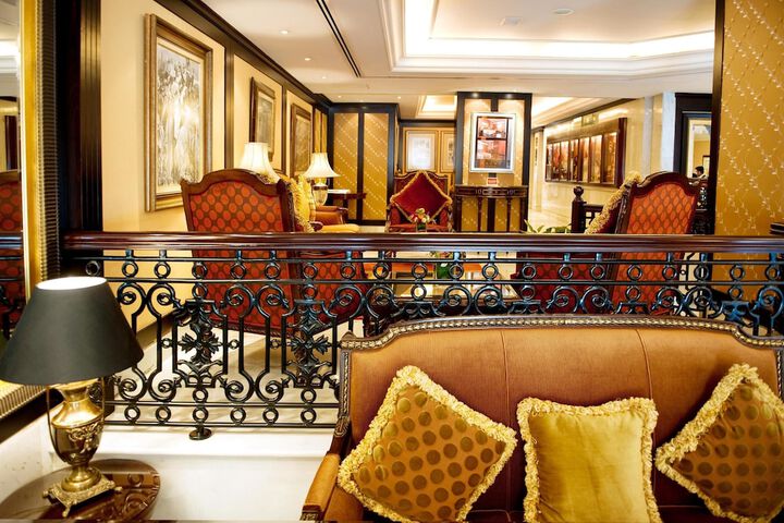 Guest Lobby