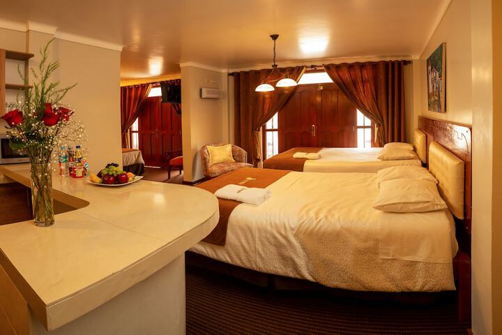 Room 9 of 37