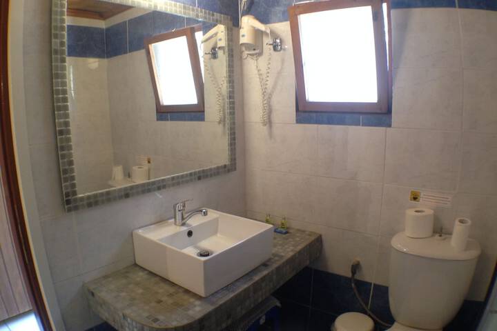 Room 30 of 50