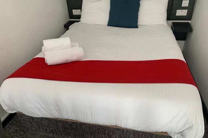 Room 11 of 70