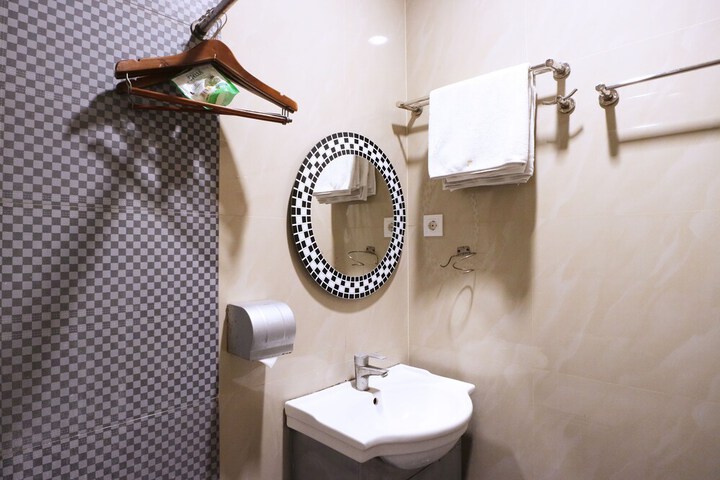 Room 28 of 55