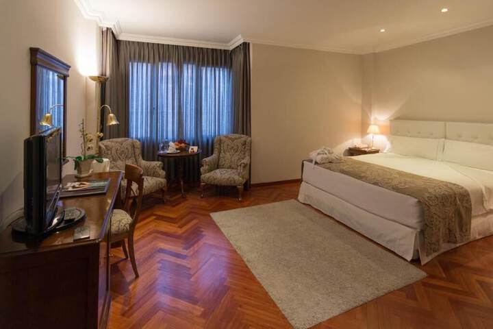Room 16 of 41