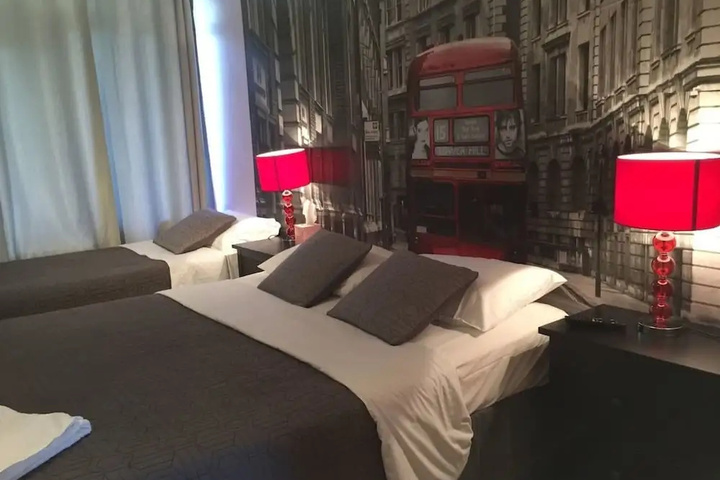 Room 2 of 14