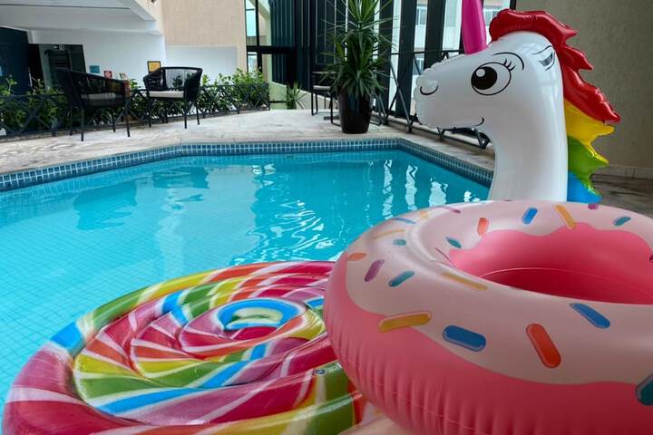 Pool 105 of 143