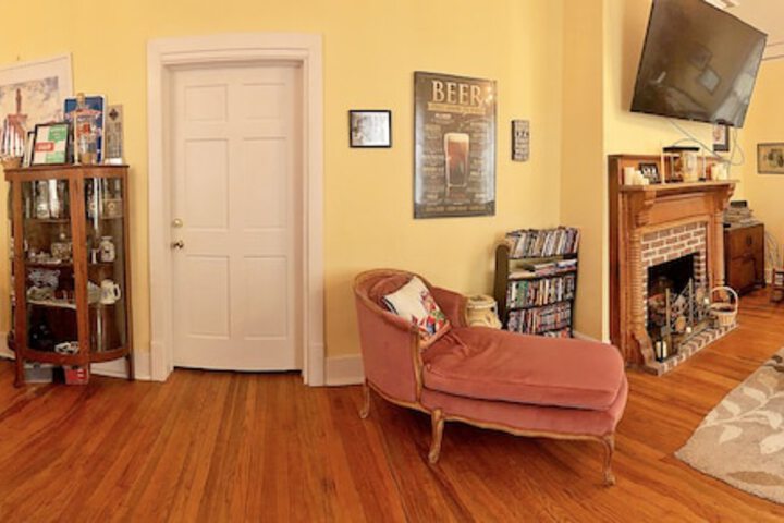 Room 7 of 23