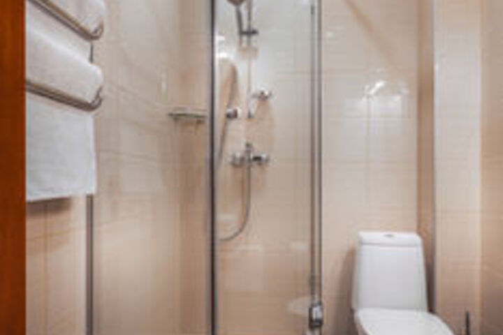 Room 4 of 23