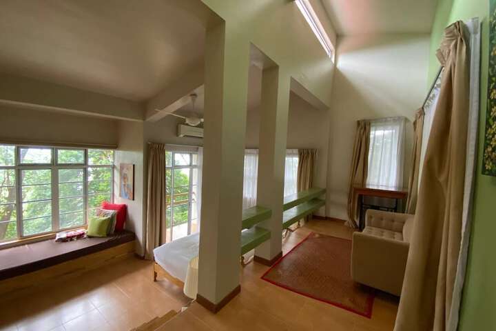 Room 25 of 126