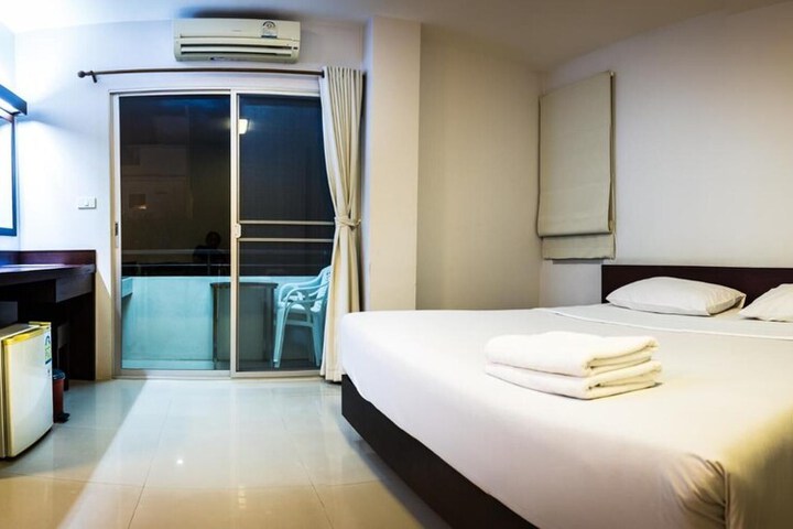 Room 20 of 40