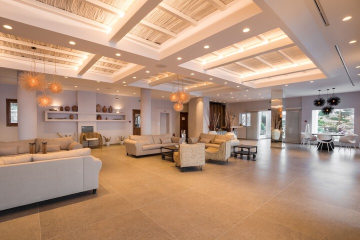 Hotel Interior 5 of 108