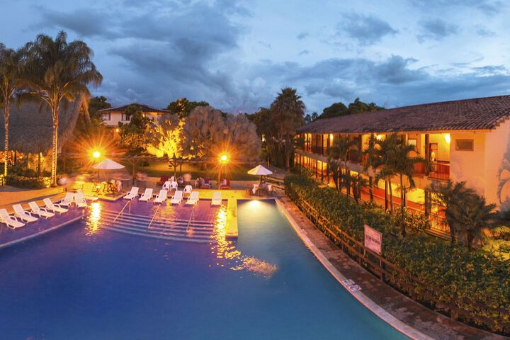 Pools & Facilities