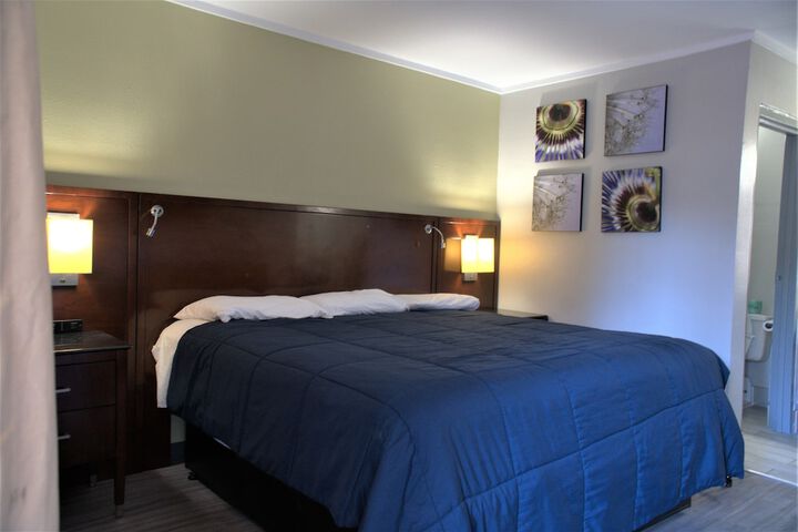 Room 2 of 12