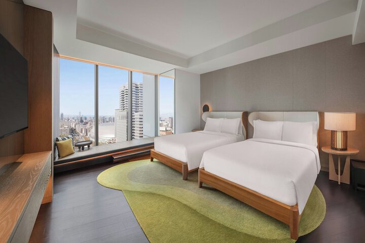 Room 49 of 182