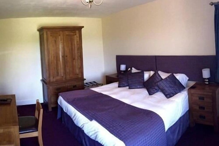 Room 5 of 22