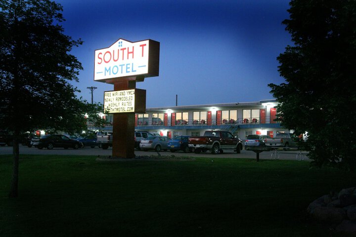 South T Motel in Spencer, IA