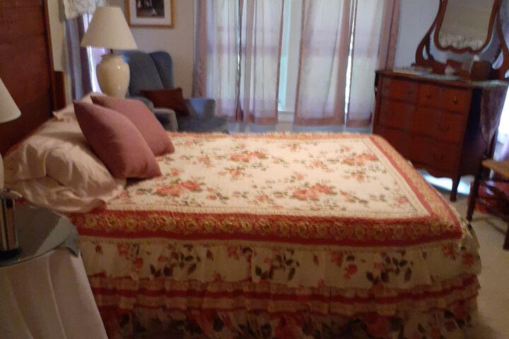 Room 4 of 14
