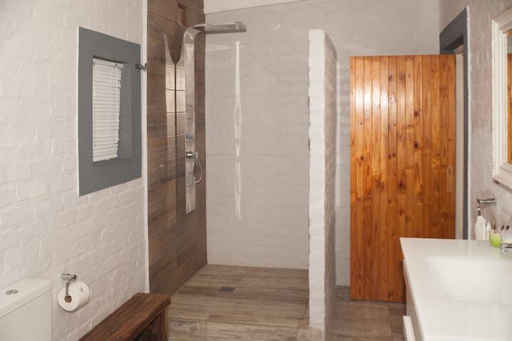 Room 61 of 63